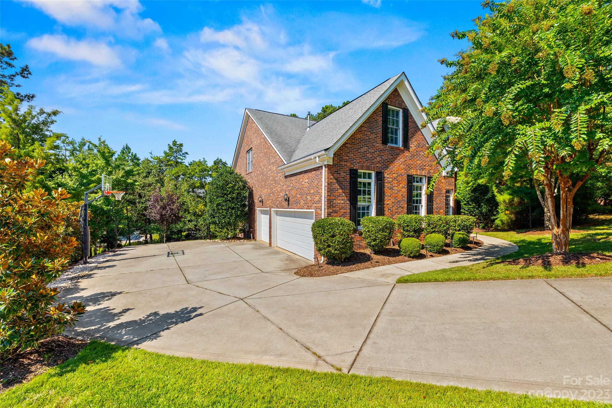 Lake Shore - Residential