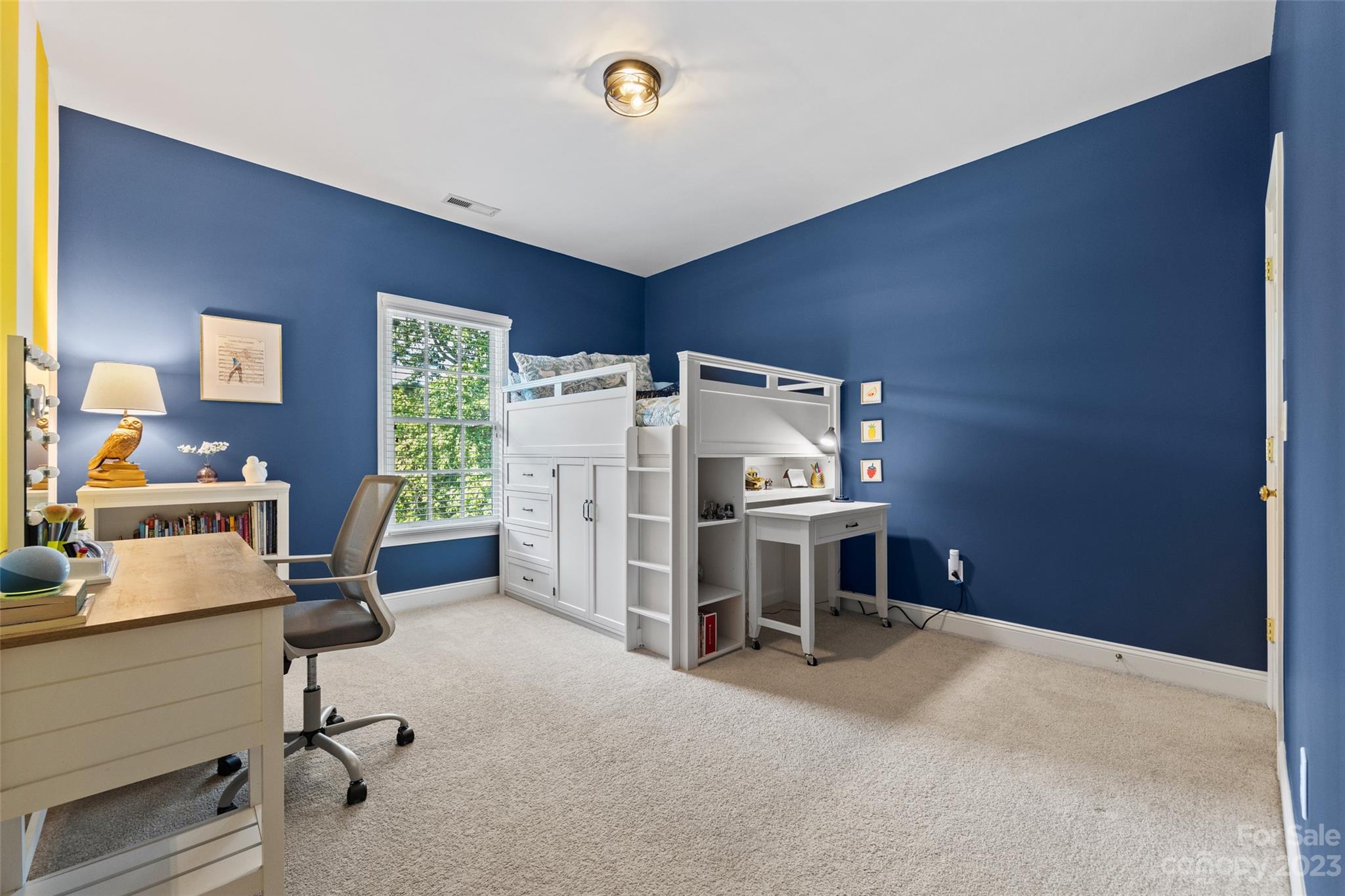 Lake Shore - Residential