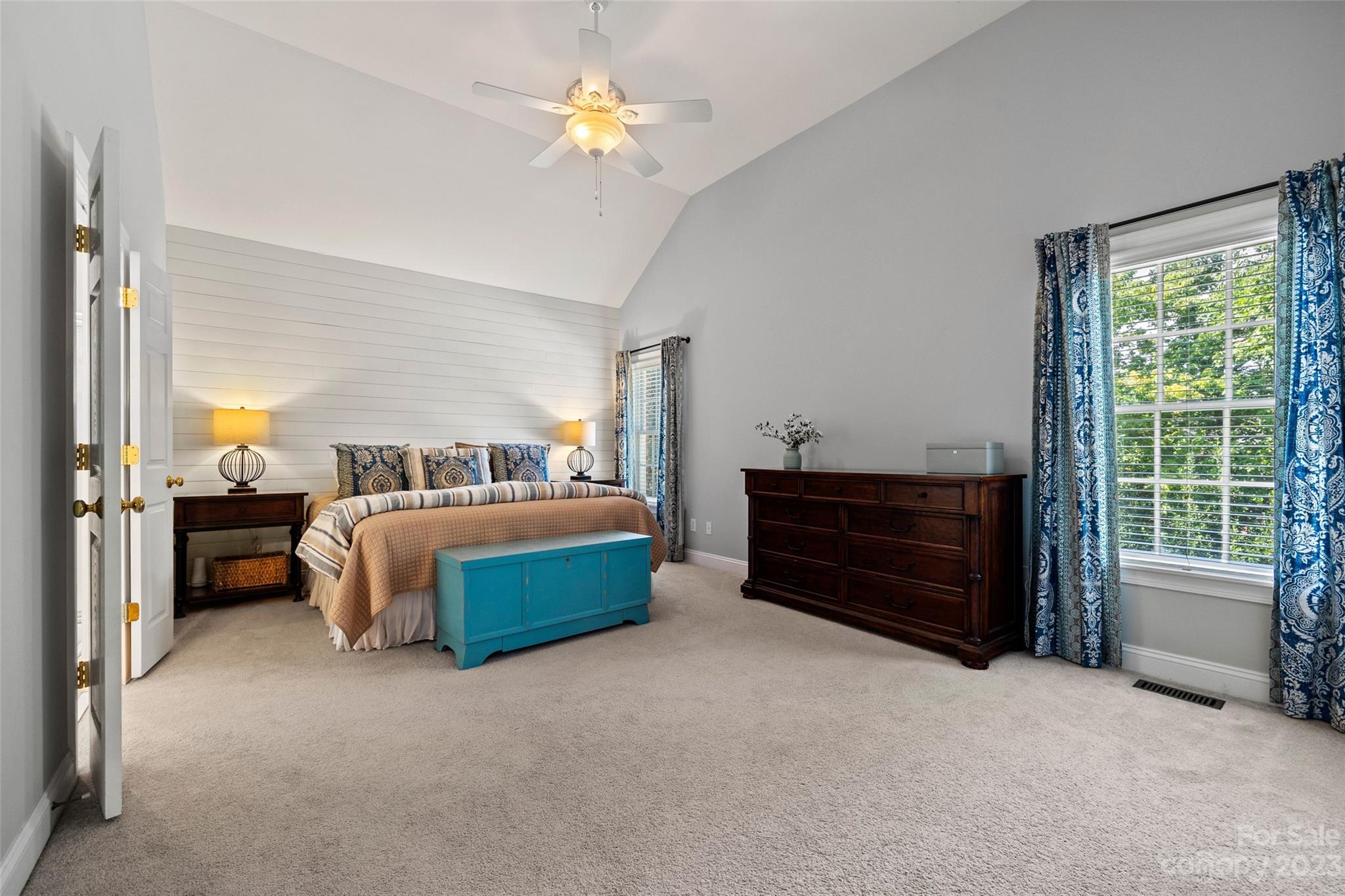 Lake Shore - Residential