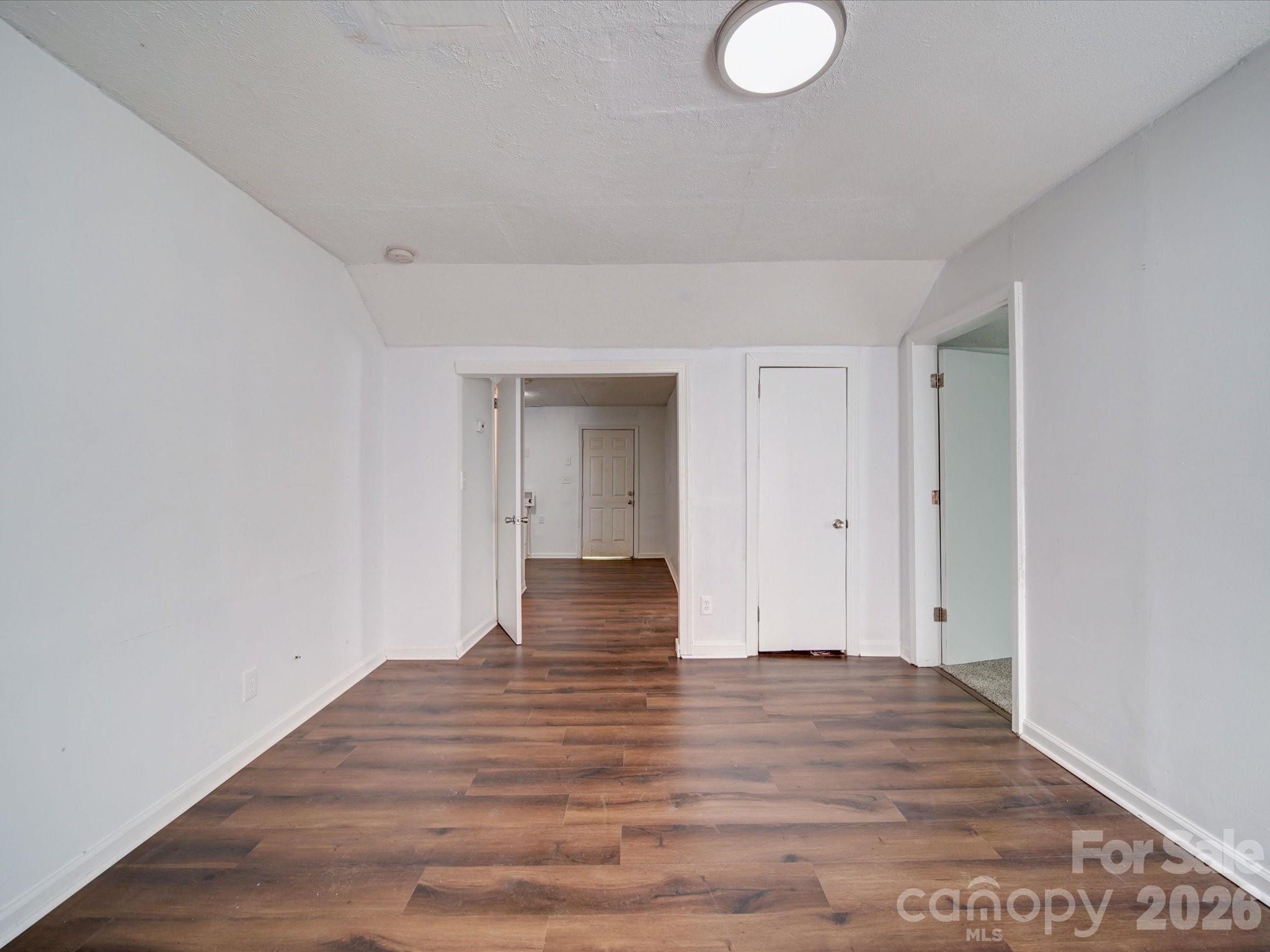 2300 Kennesaw Drive