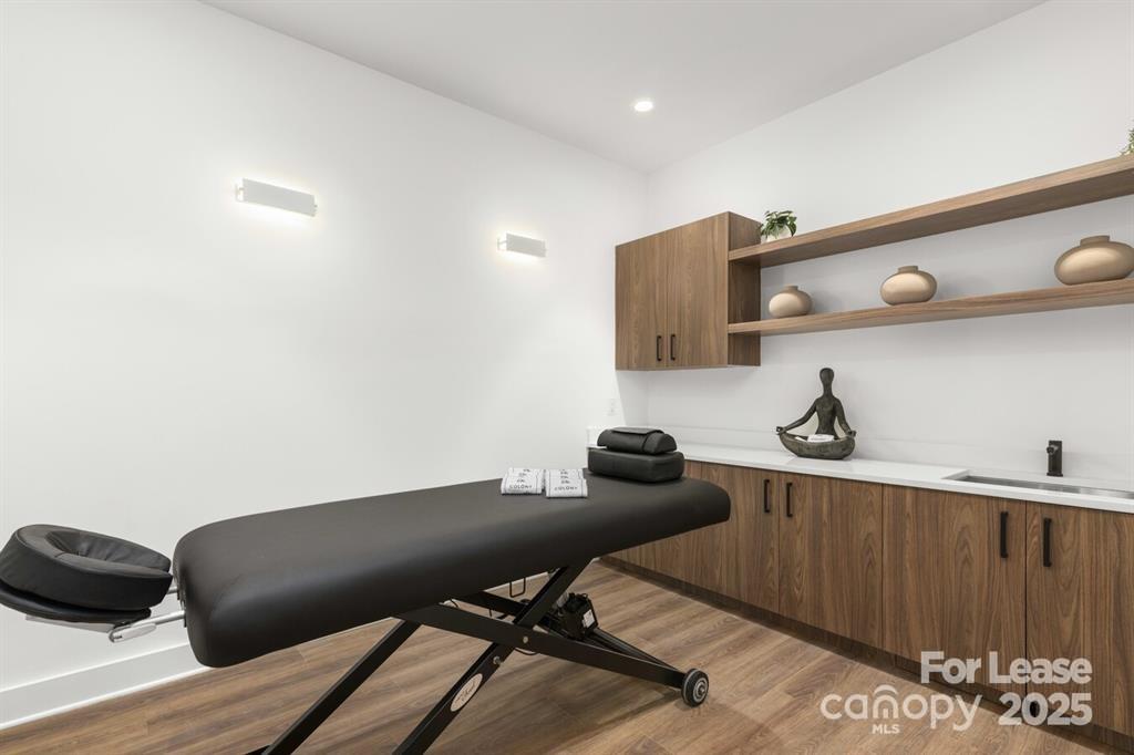 The Colony - Residential Lease