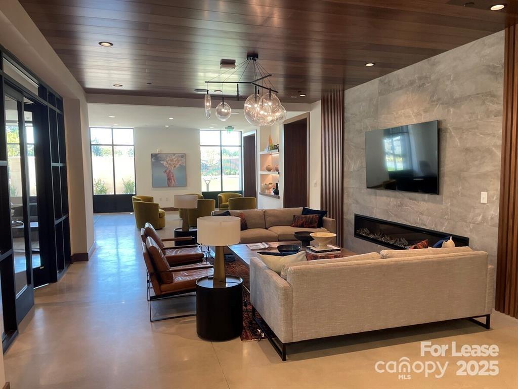 The Colony - Residential Lease