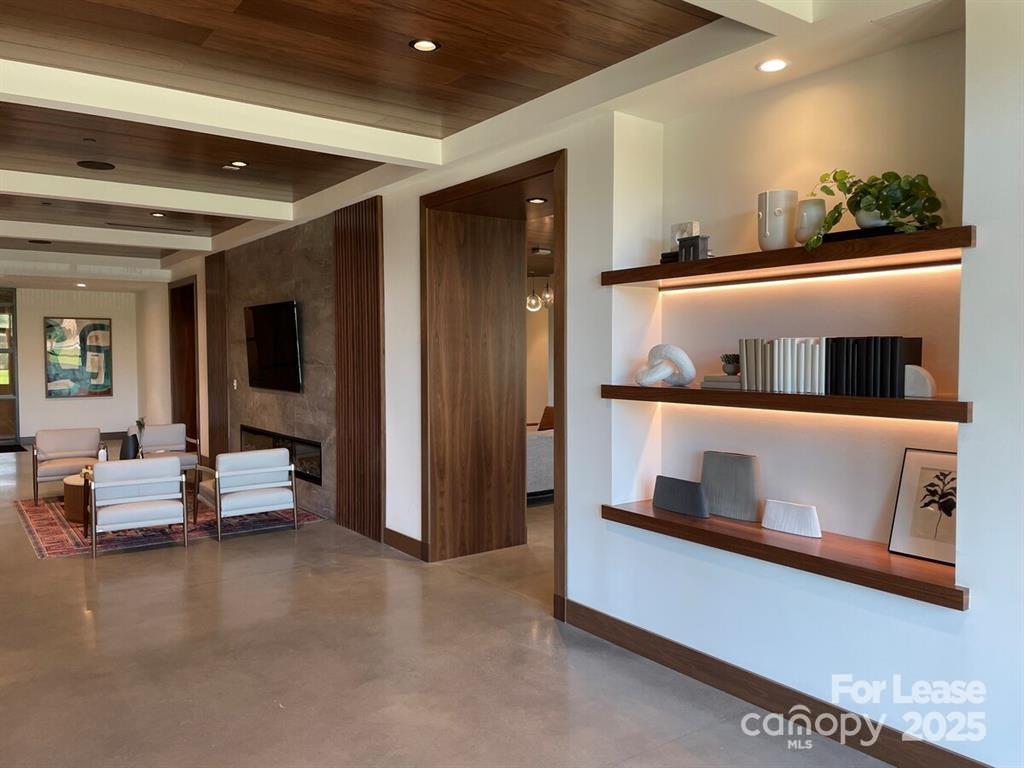 The Colony - Residential Lease