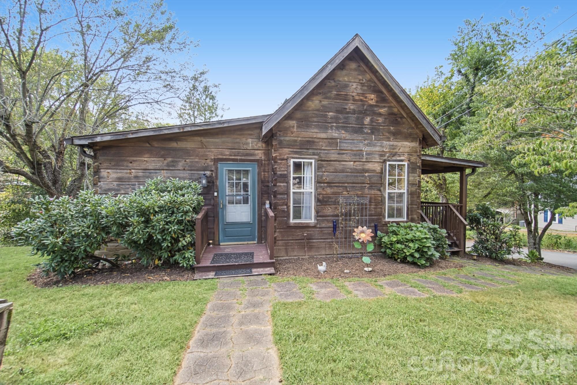 1 Locust Avenue