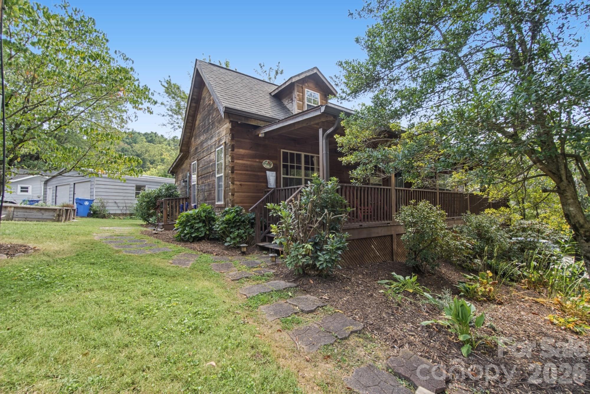 1 Locust Avenue