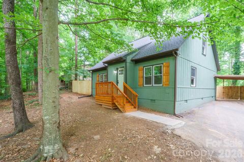 Photo of 727 Boulder Place, Statesville, NC 28625 (MLS # 4380321)