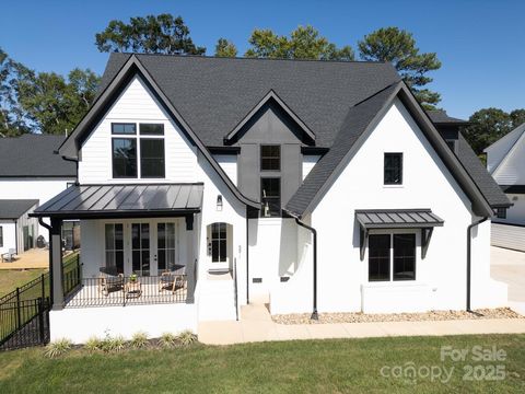 5511 Fairview Road Charlotte NC 28209