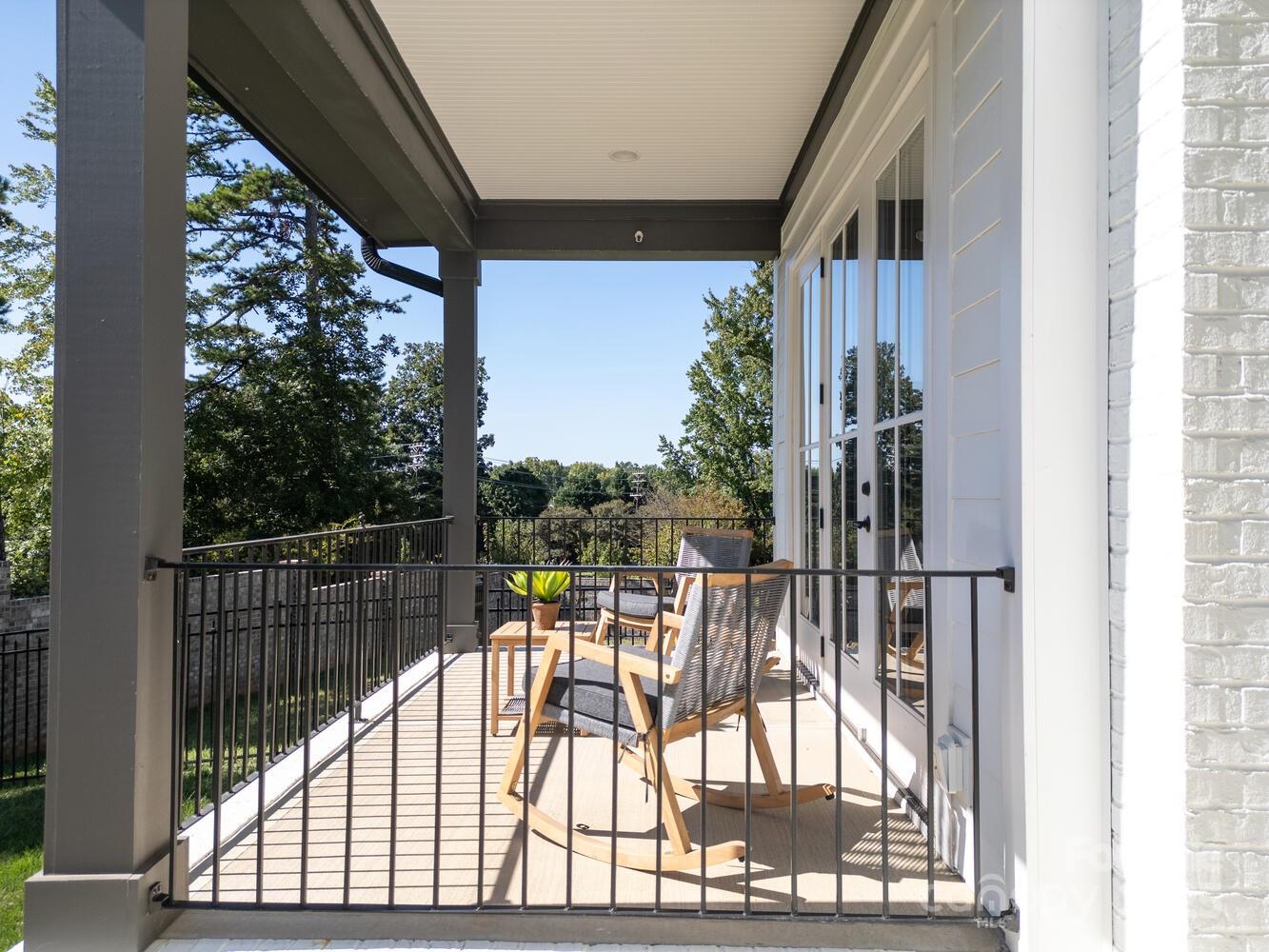 5511 Fairview Road