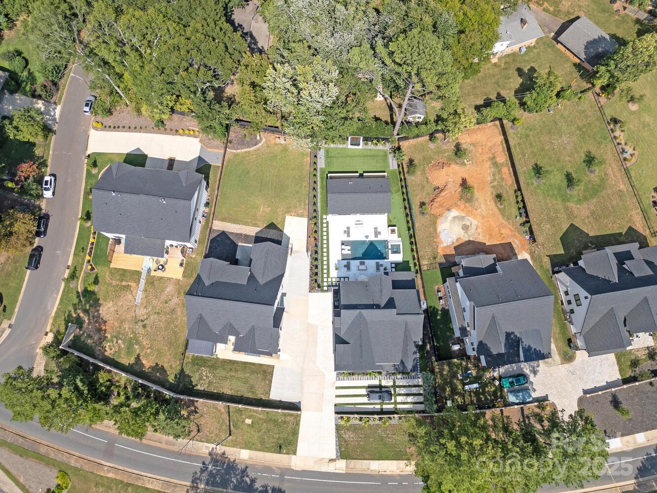 5511 Fairview Road