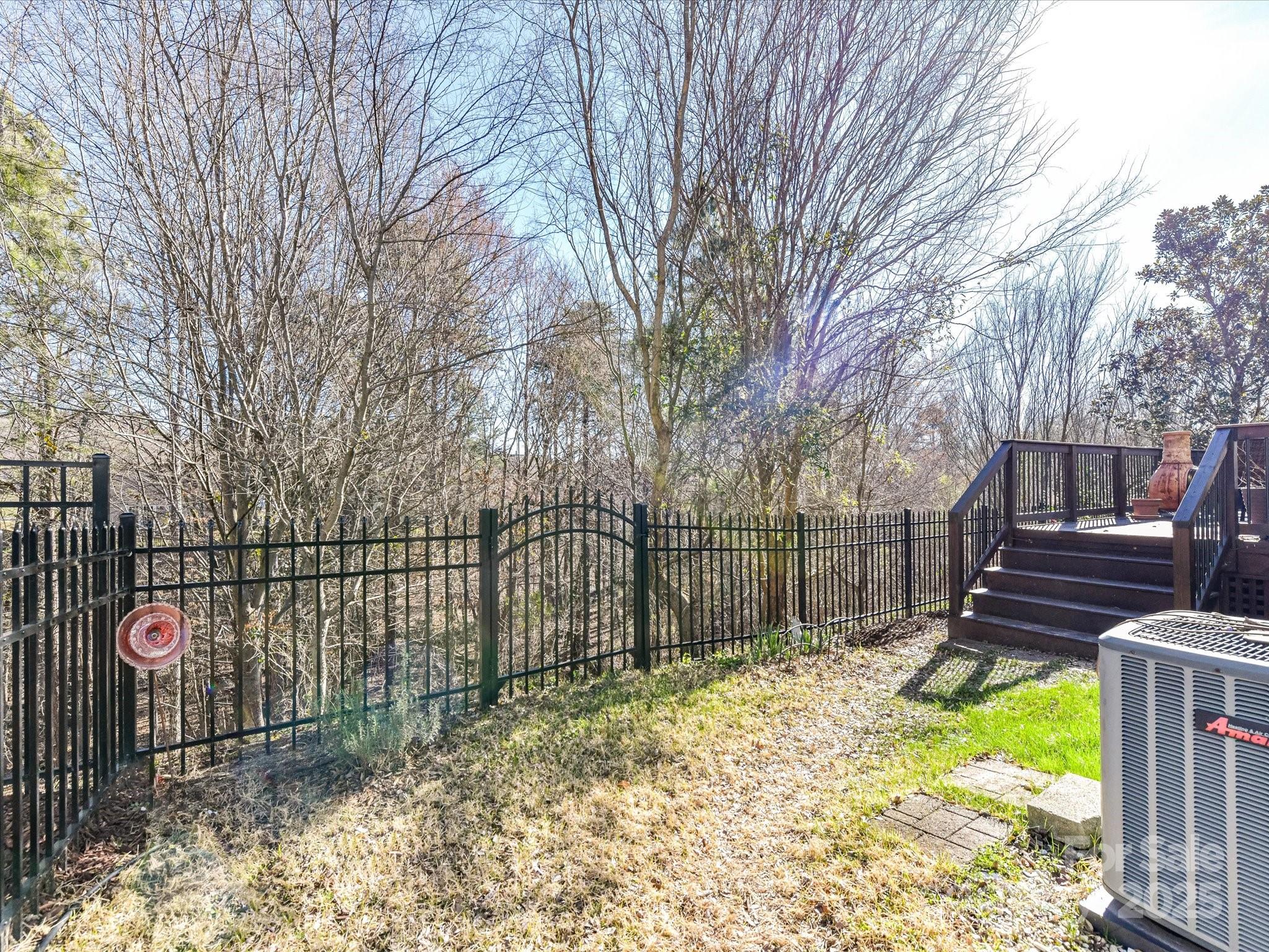 Lake Shore - Residential