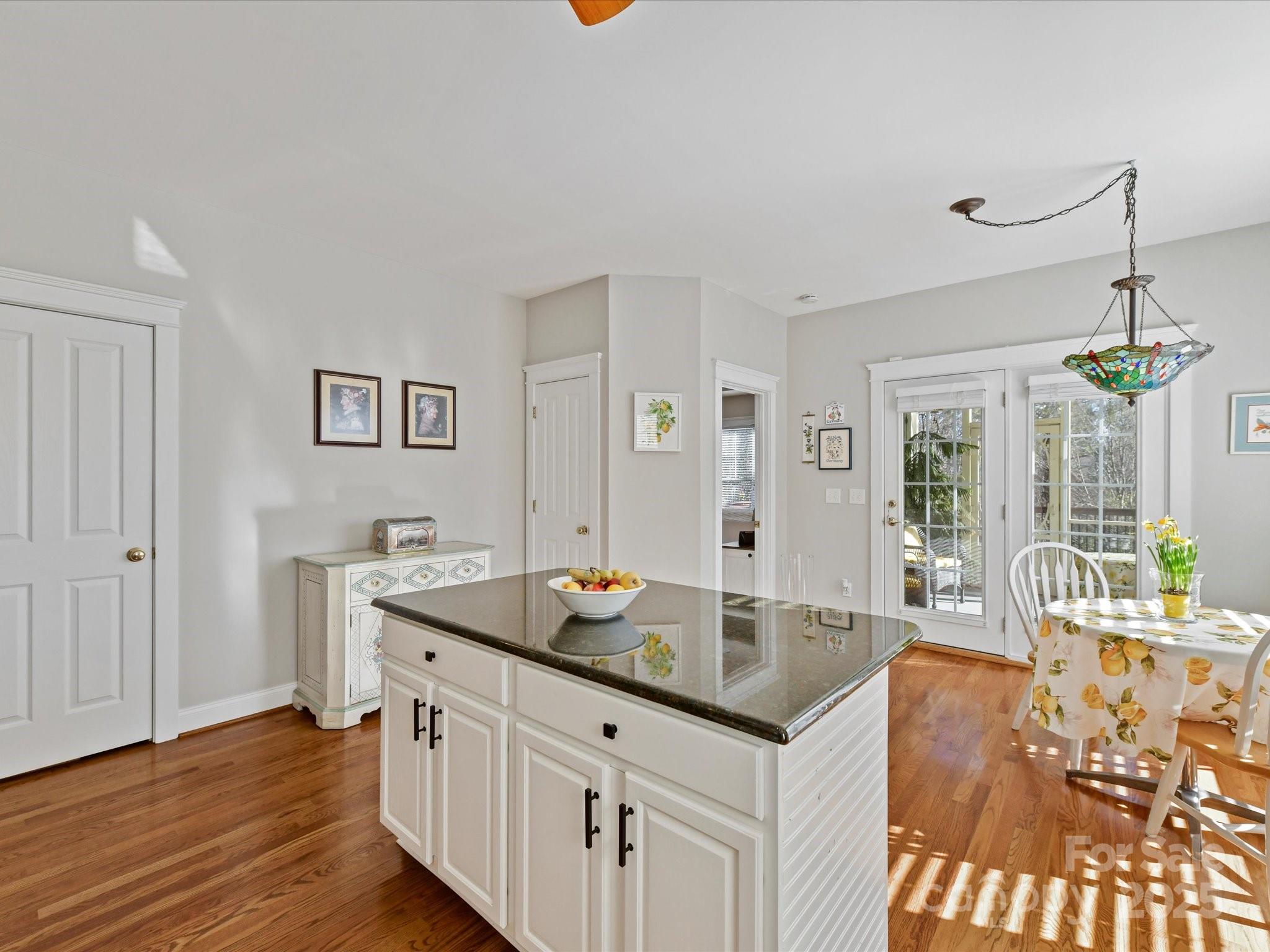 Lake Shore - Residential