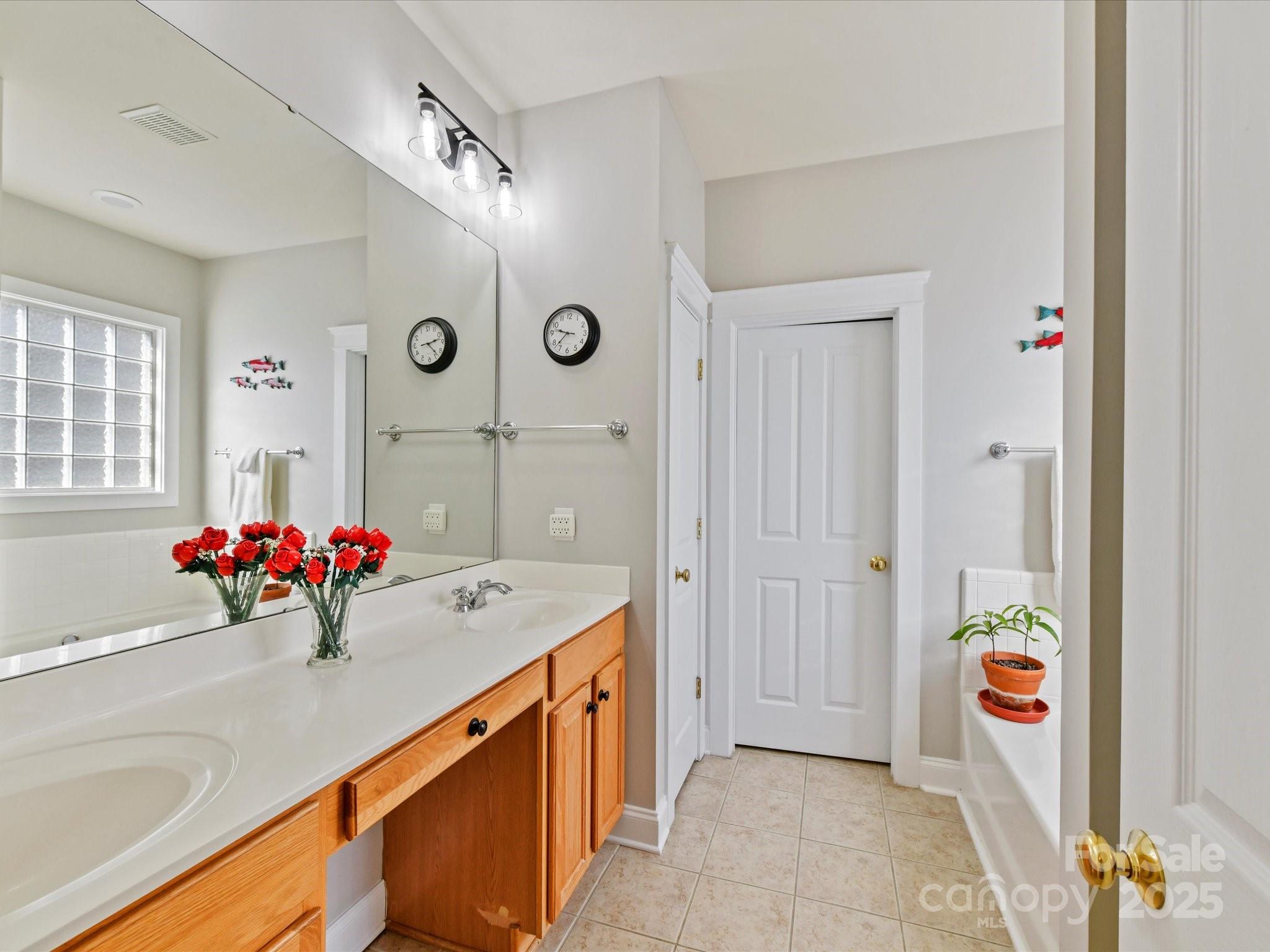 Lake Shore - Residential