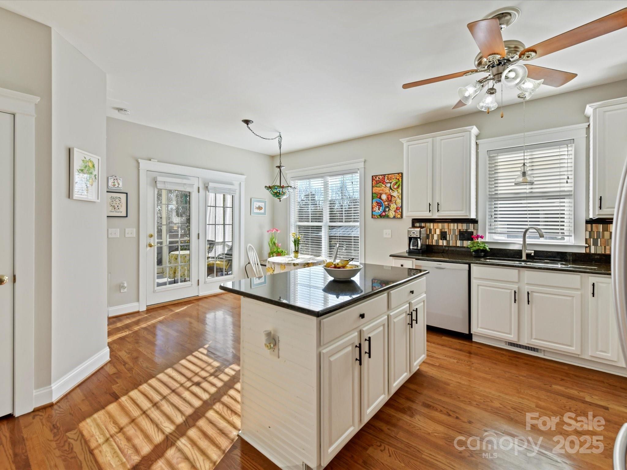 Lake Shore - Residential