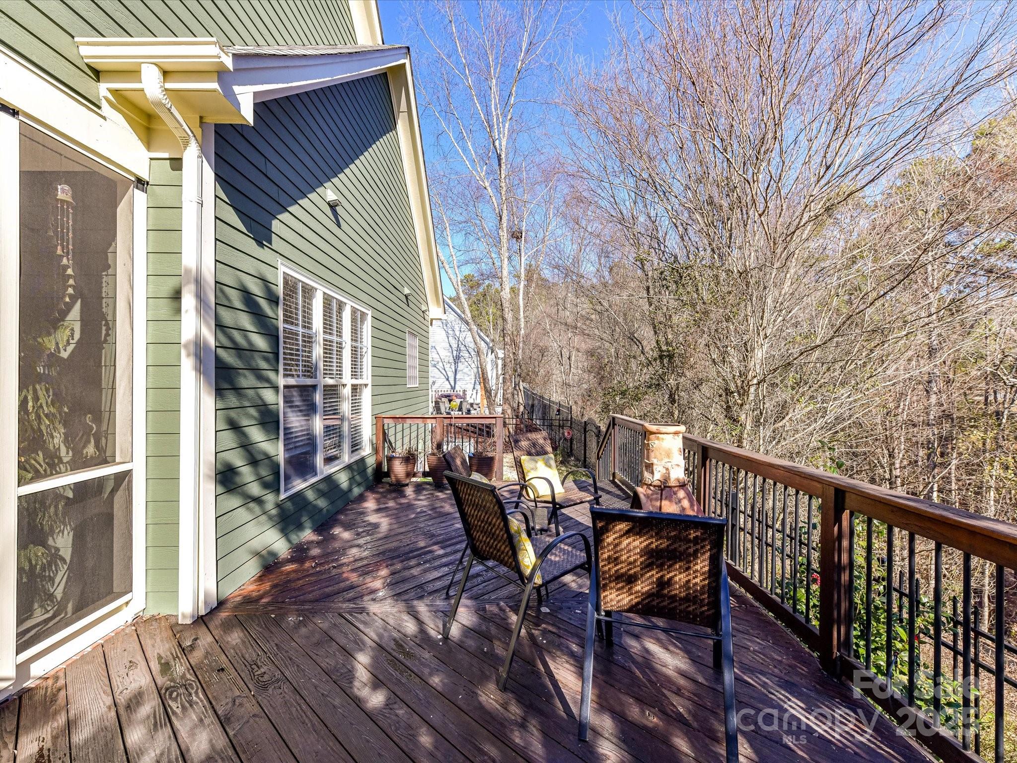 Lake Shore - Residential