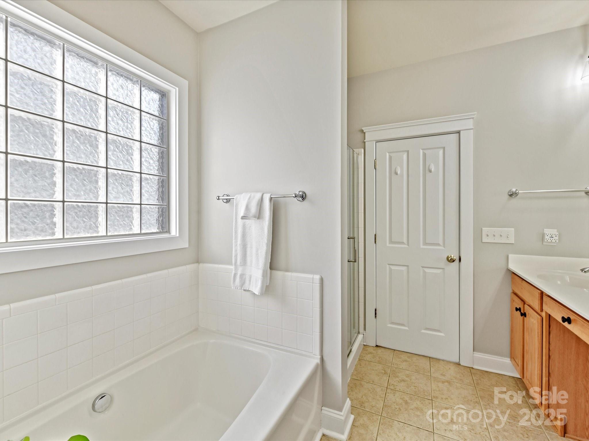 Lake Shore - Residential