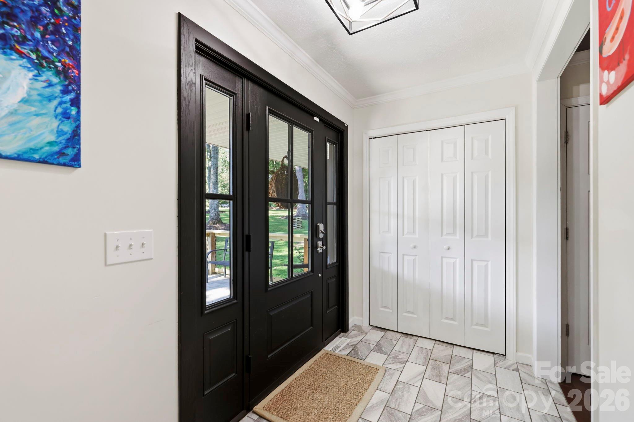 168 S Country Lane