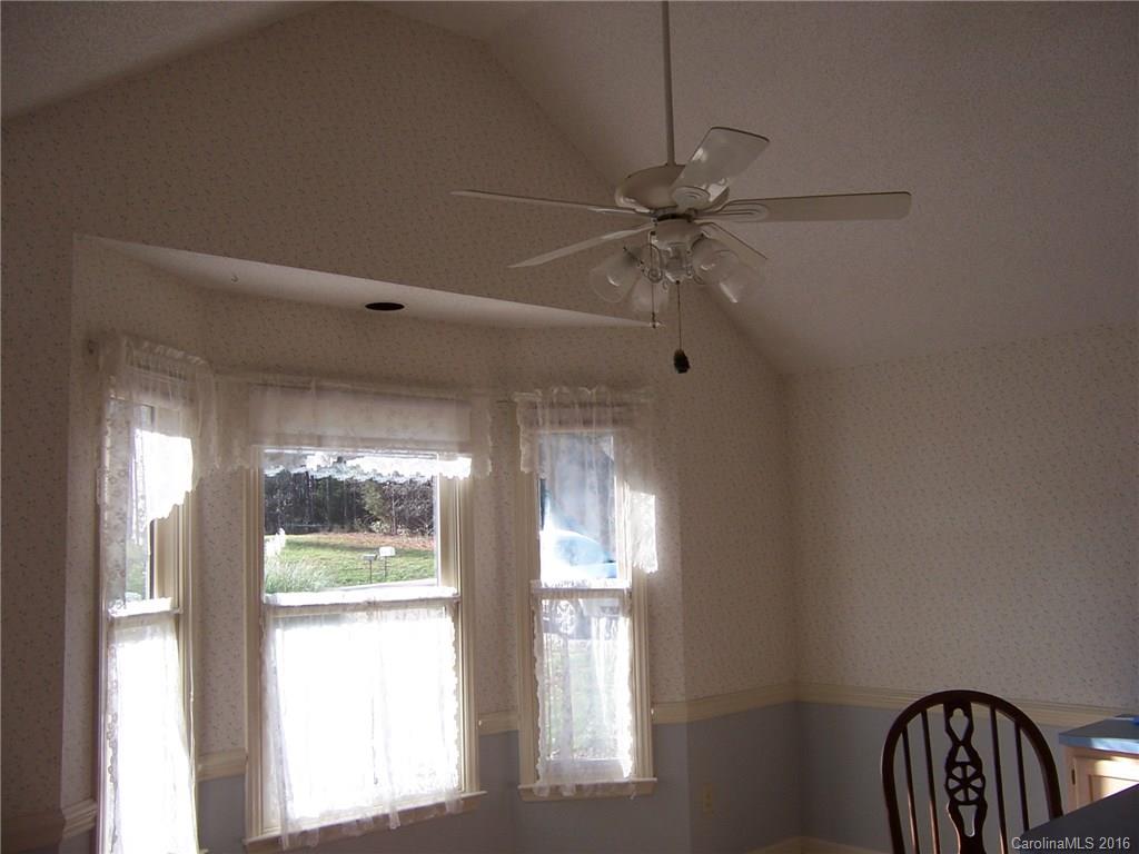 Lake Edward Estates - Residential