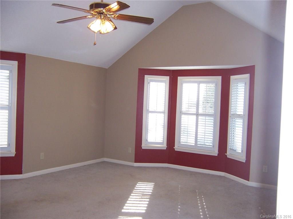 Lake Edward Estates - Residential