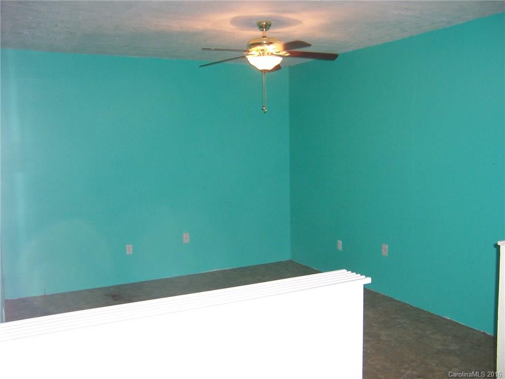 Lake Edward Estates - Residential