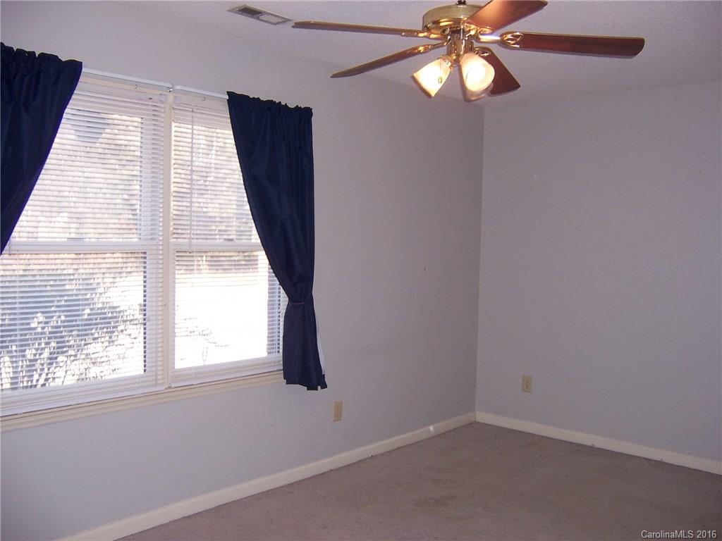 Lake Edward Estates - Residential