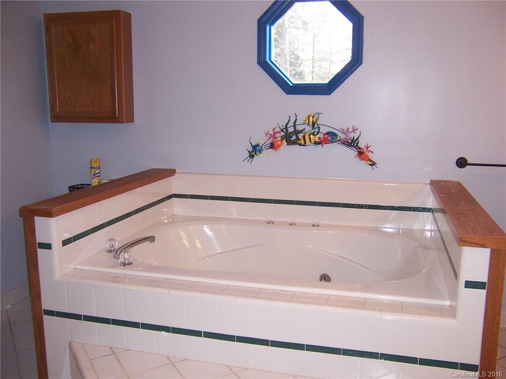 Lake Edward Estates - Residential