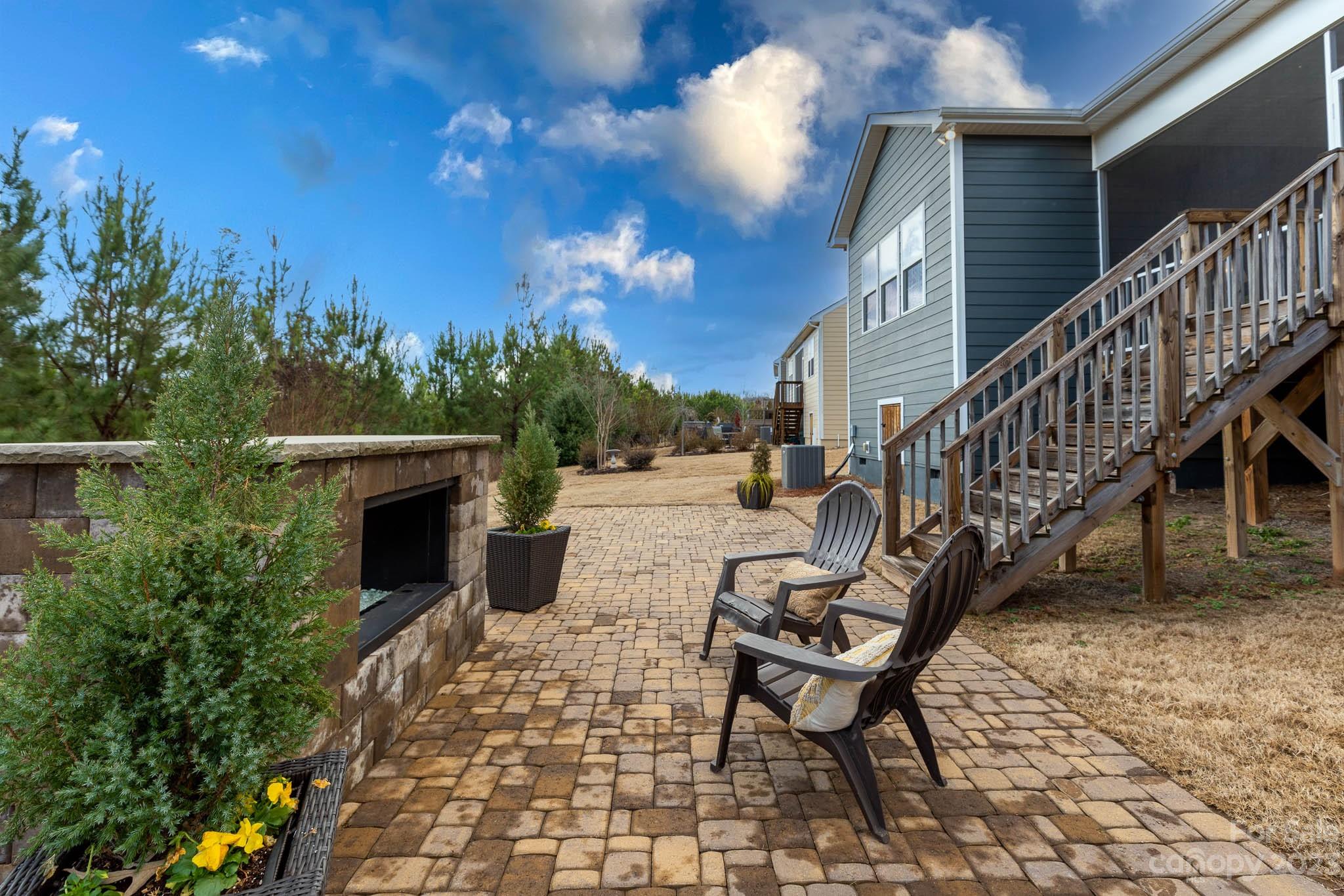 Tree Tops - Residential