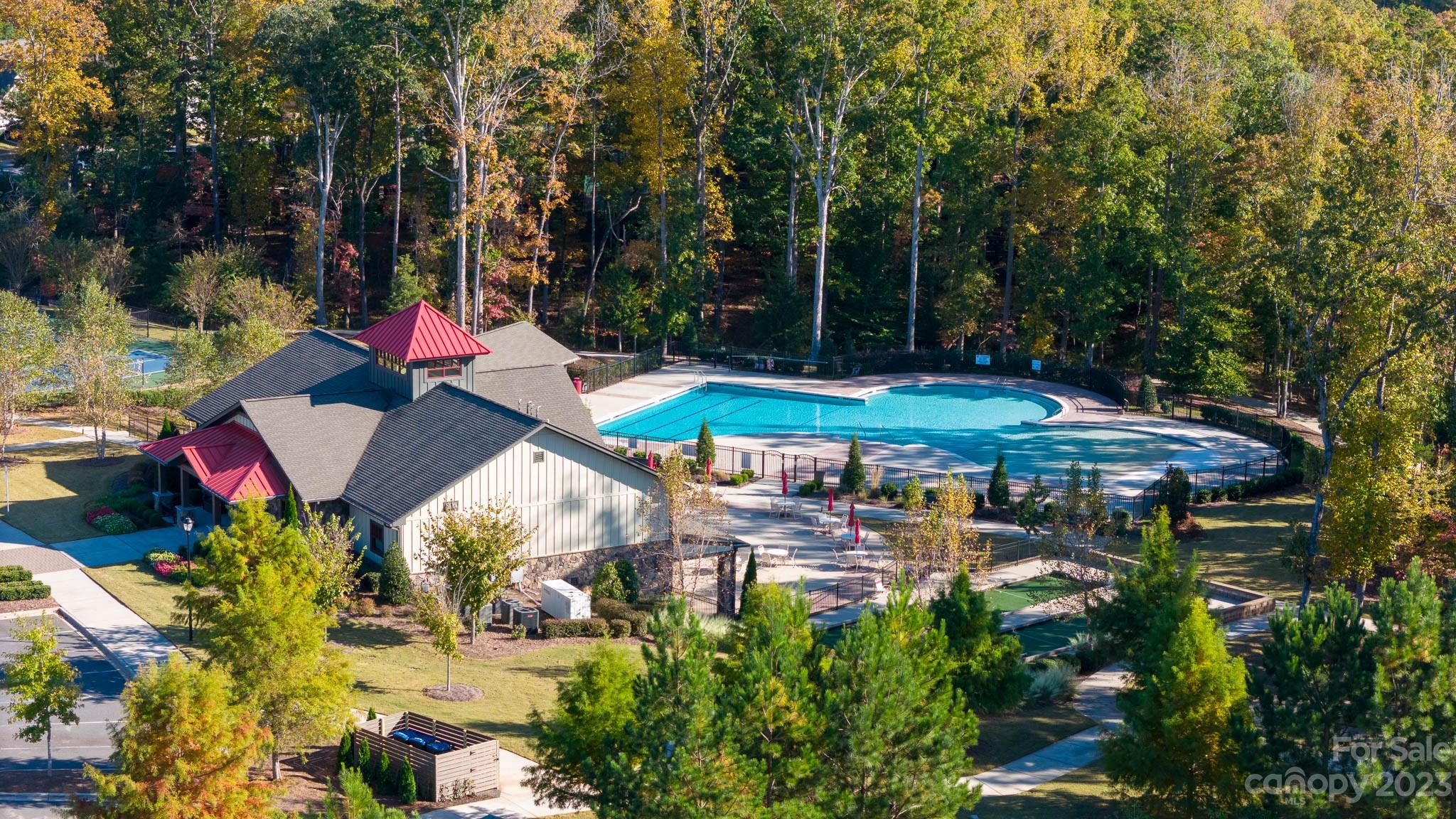 Tree Tops - Residential