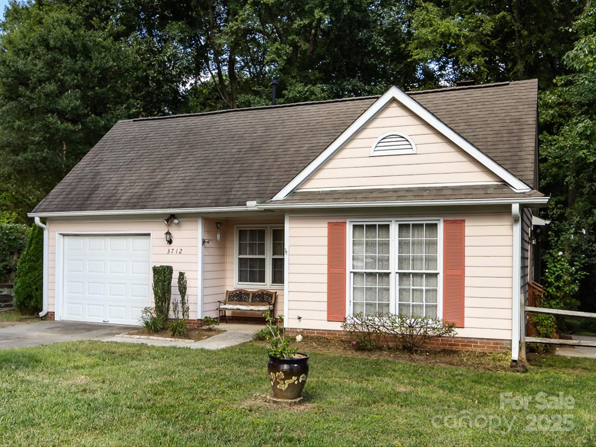 3712 Teaberry Court