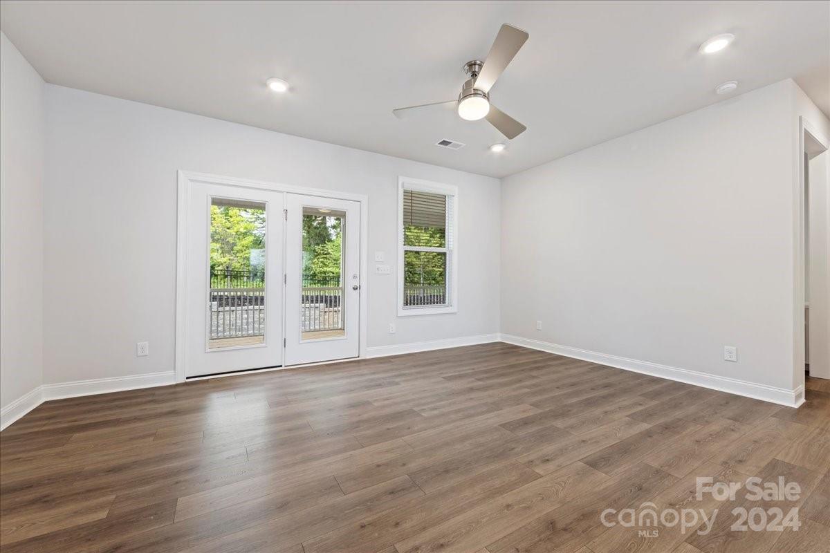 Roseglen - Residential