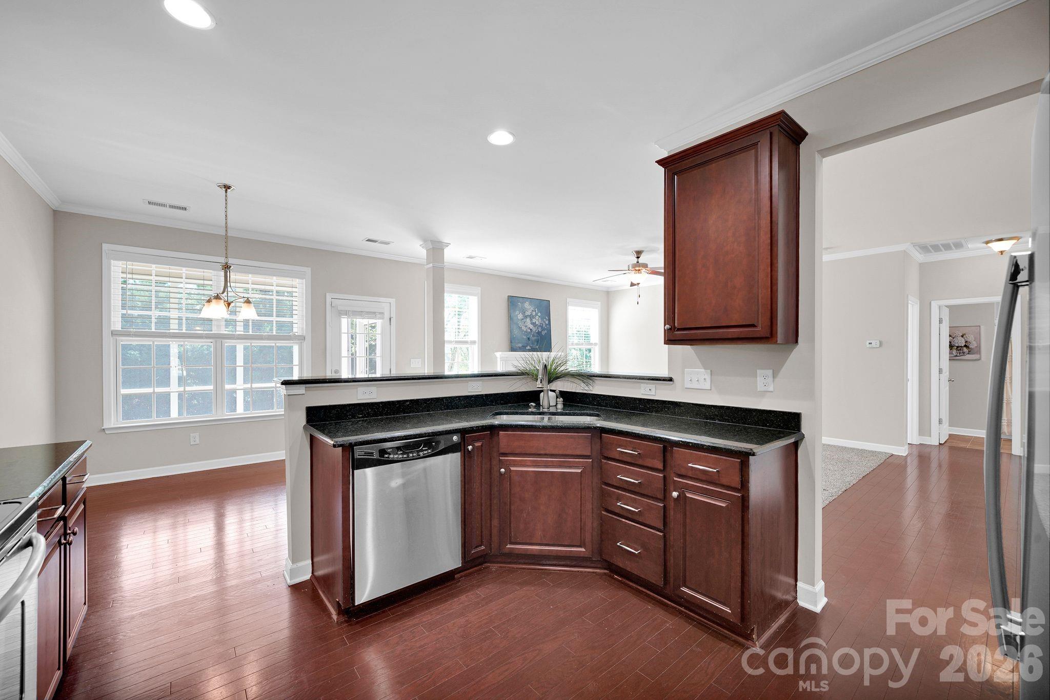 Lake Ridge - Residential