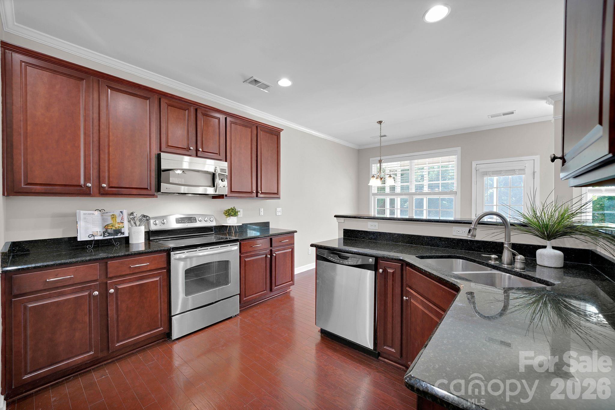 Lake Ridge - Residential