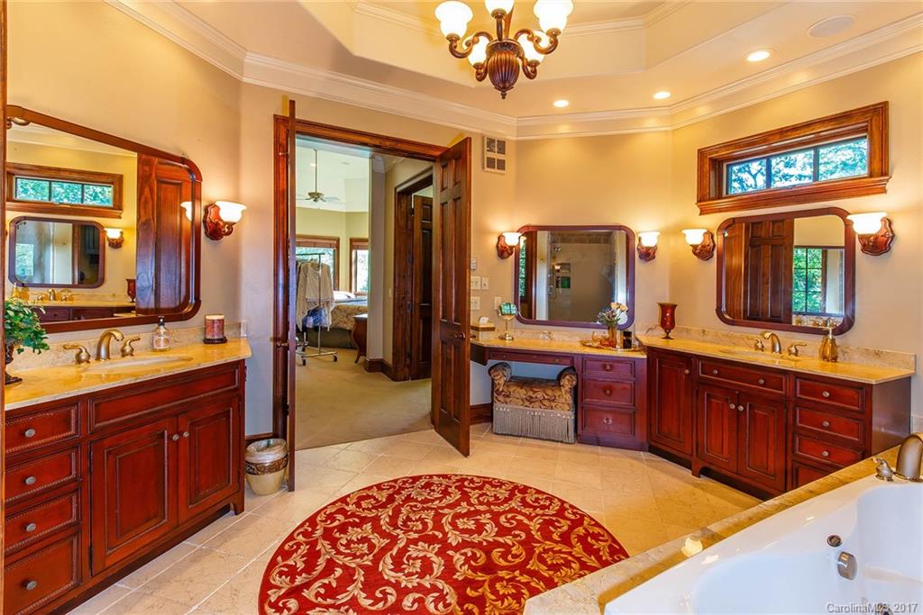 Lake Toxaway Estates - Residential