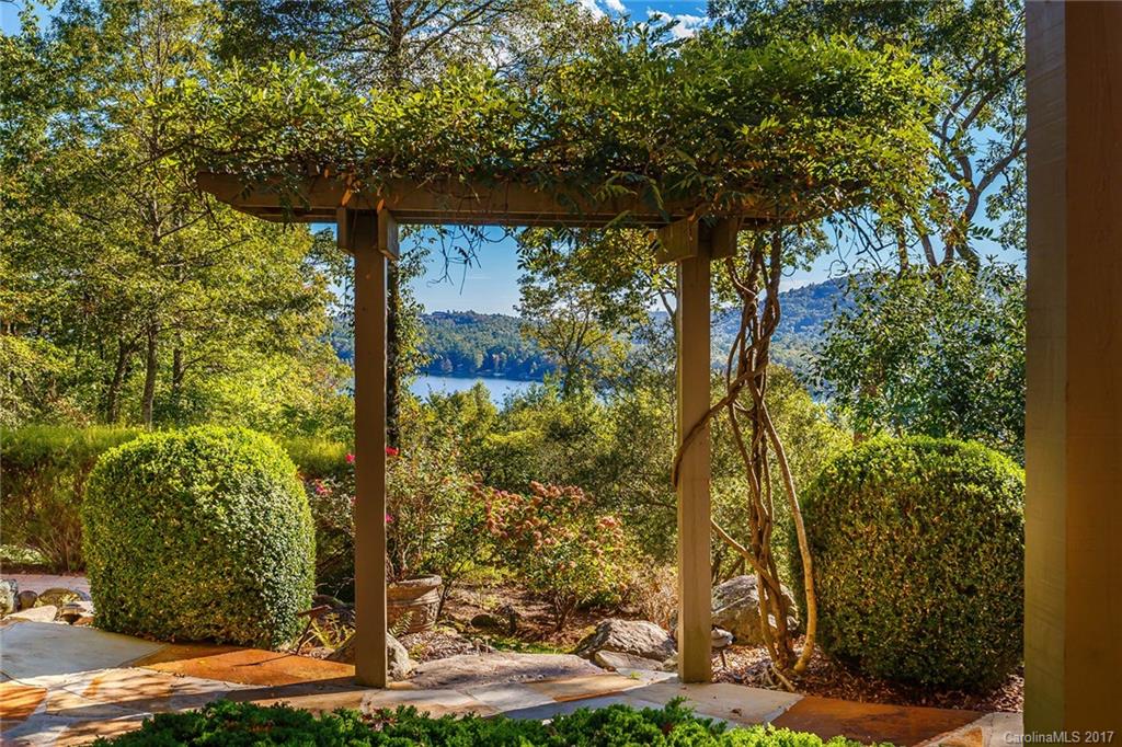 Lake Toxaway Estates - Residential