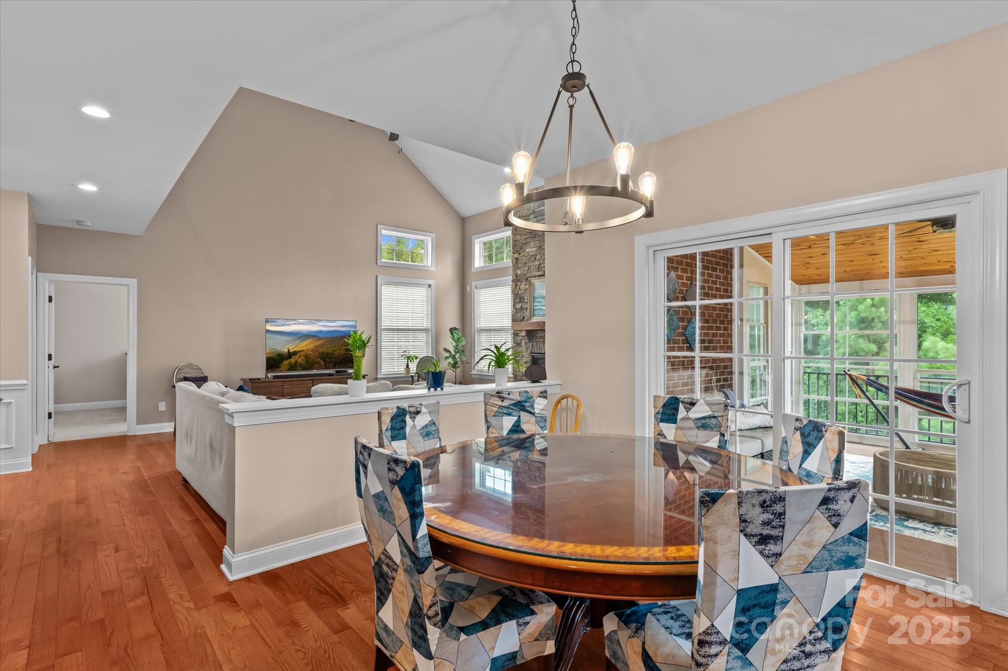 Lake Forest Preserve - Residential