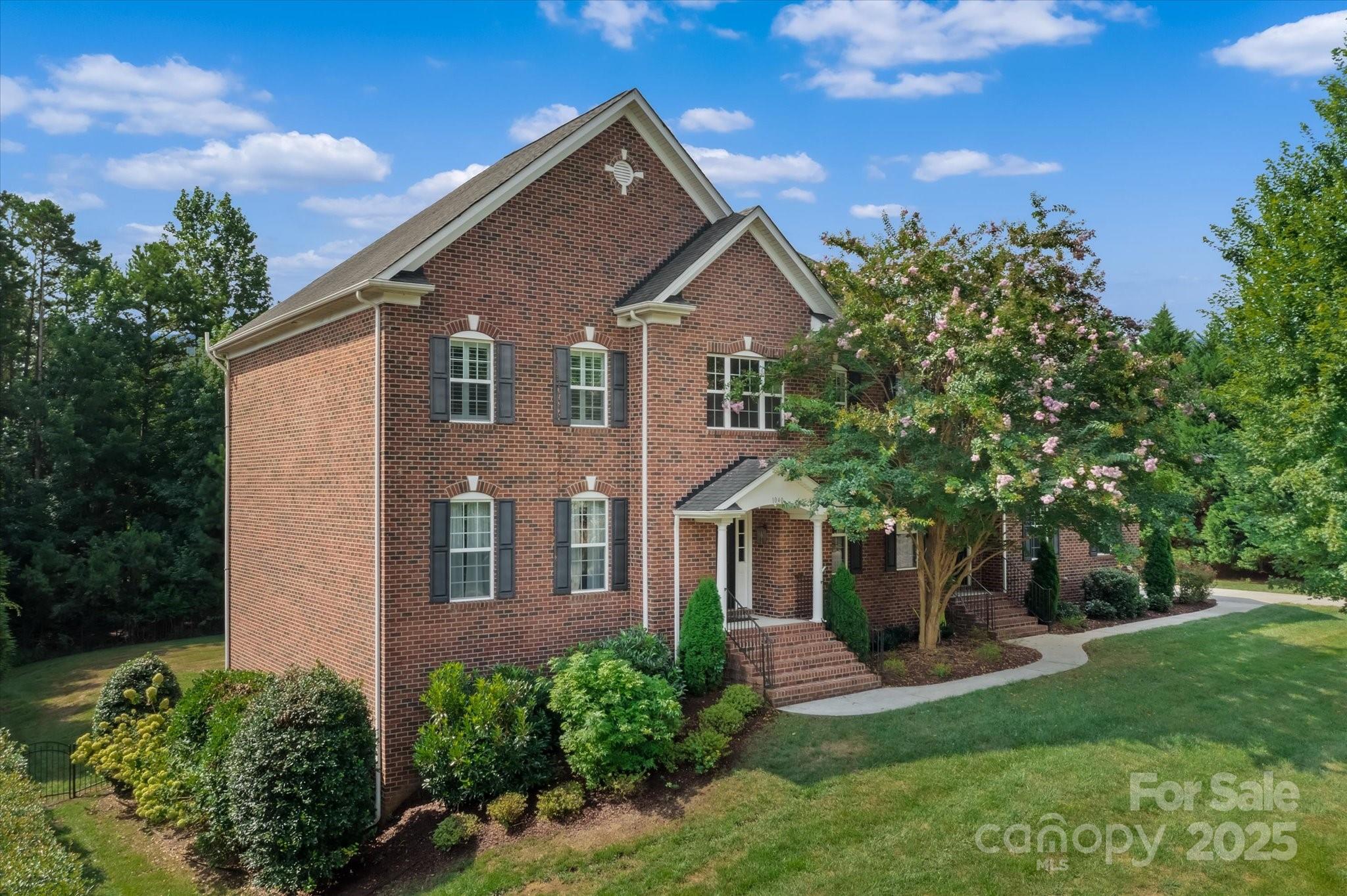 Lake Forest Preserve - Residential