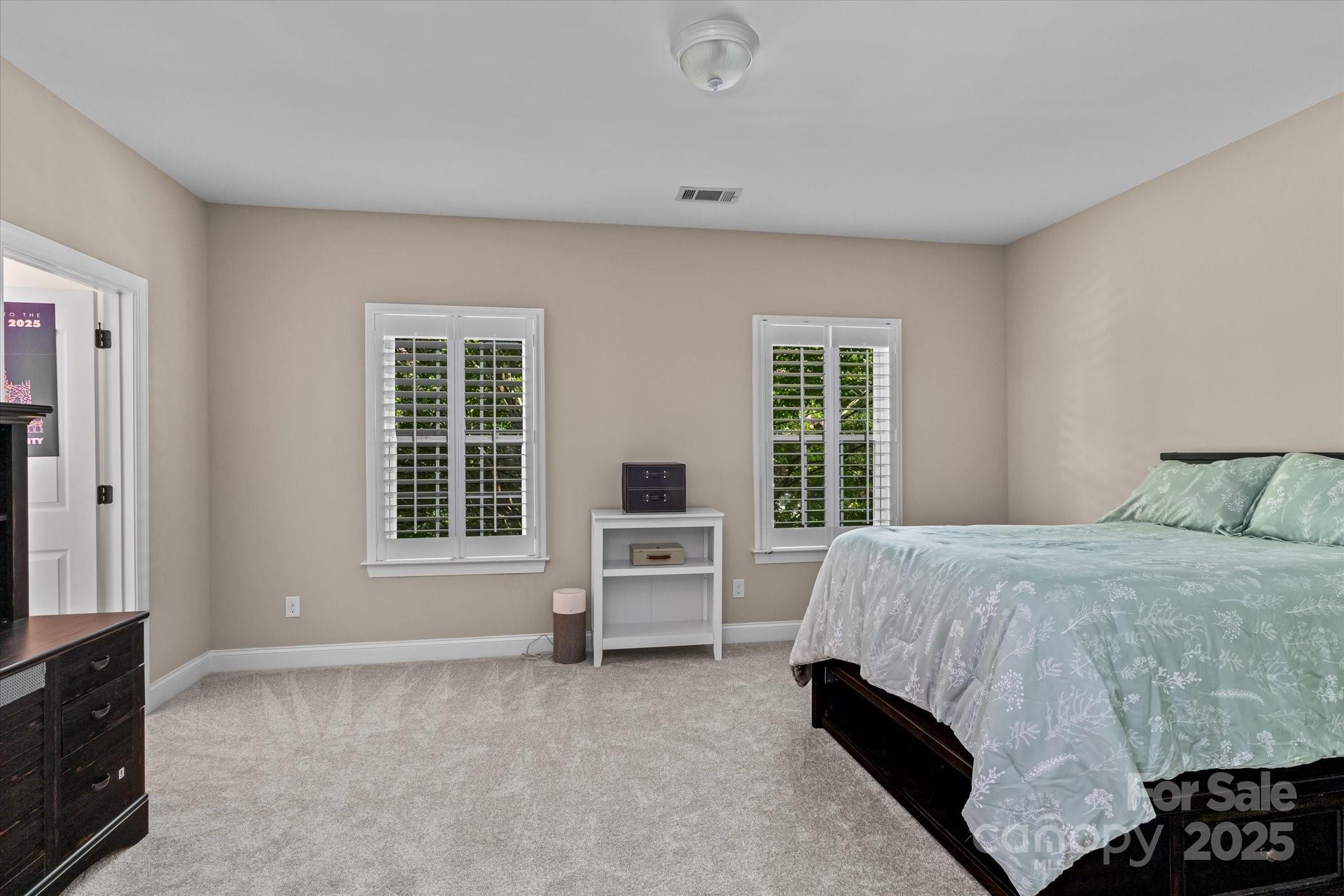 Lake Forest Preserve - Residential