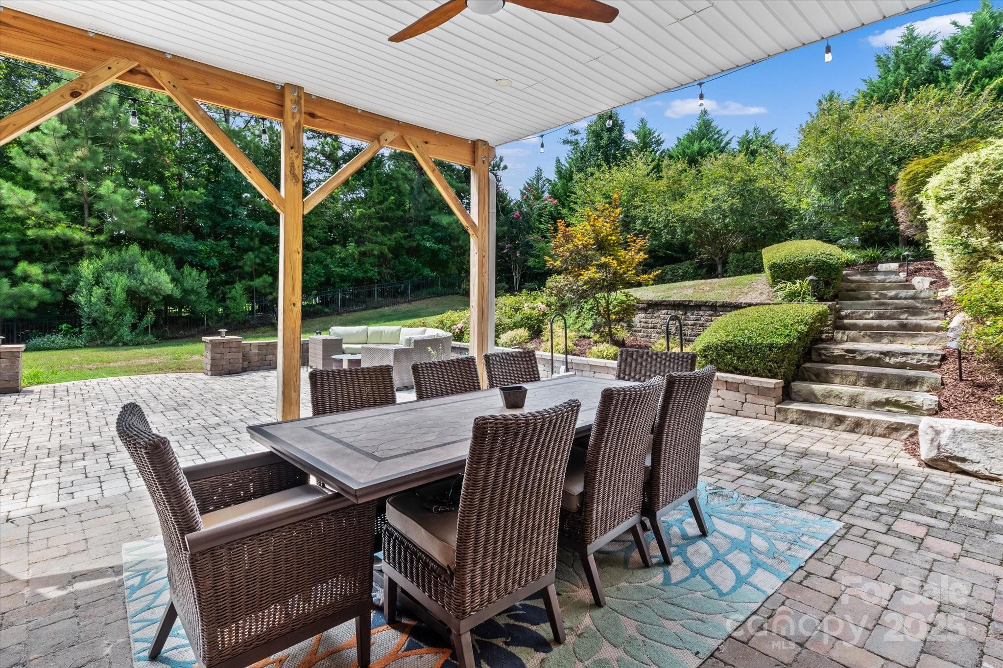 Lake Forest Preserve - Residential