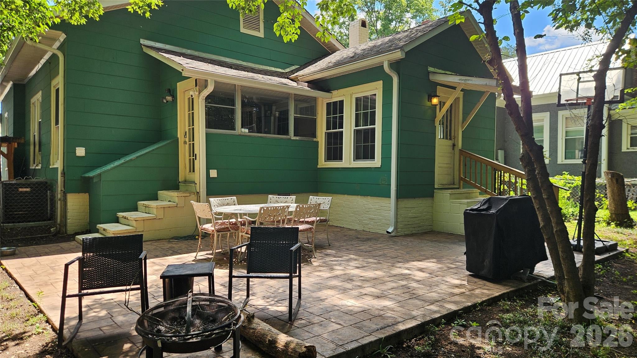 607 3rd Street