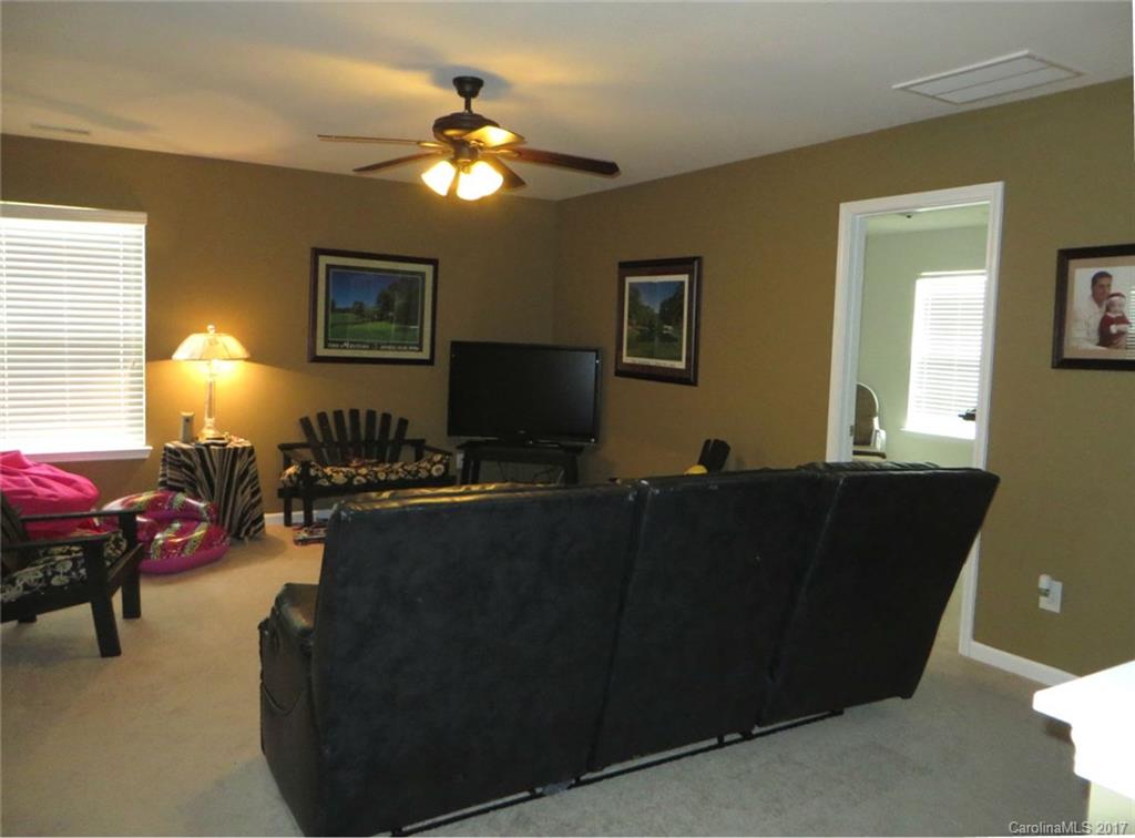 Falcon Ridge - Residential