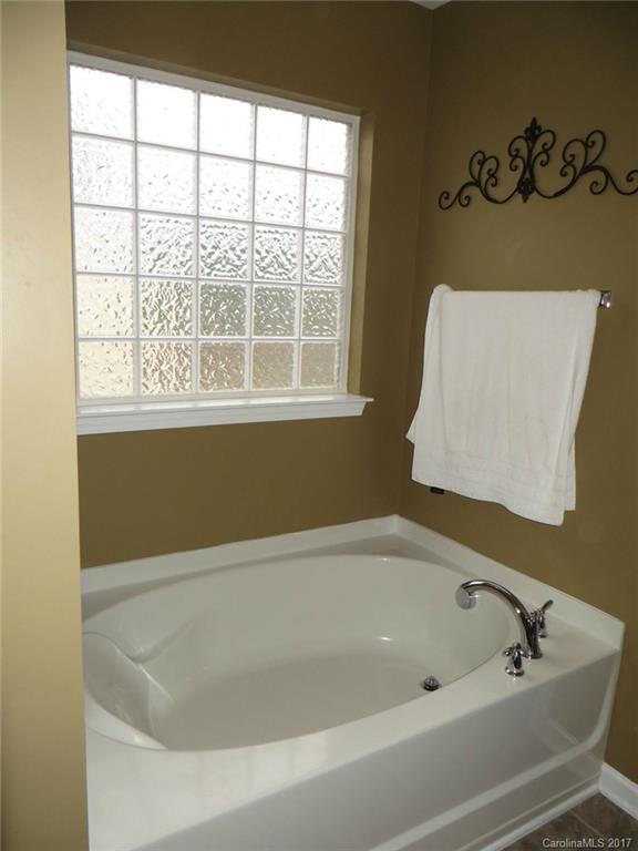 Falcon Ridge - Residential