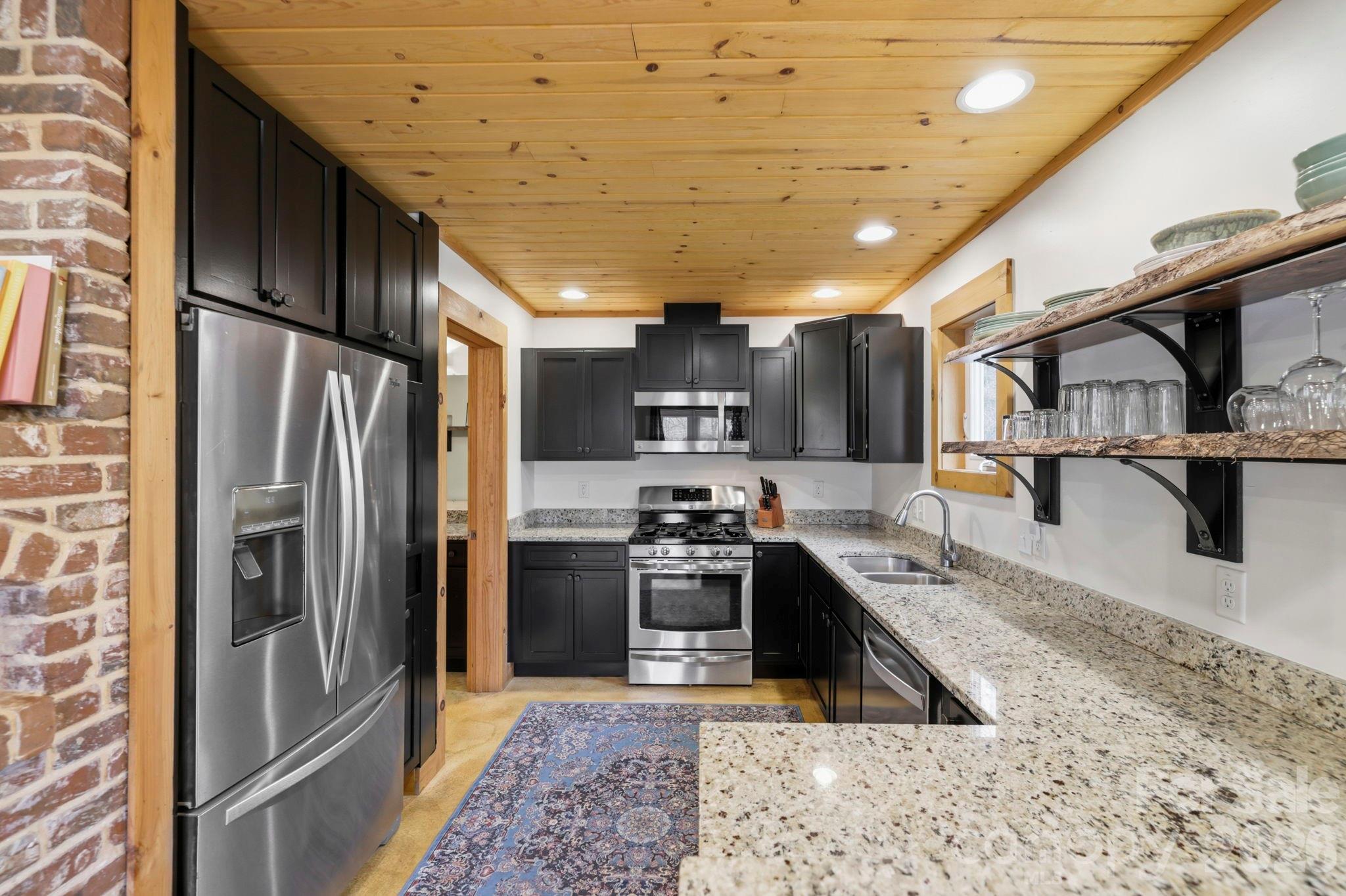 14 Sunny Hollow Lane