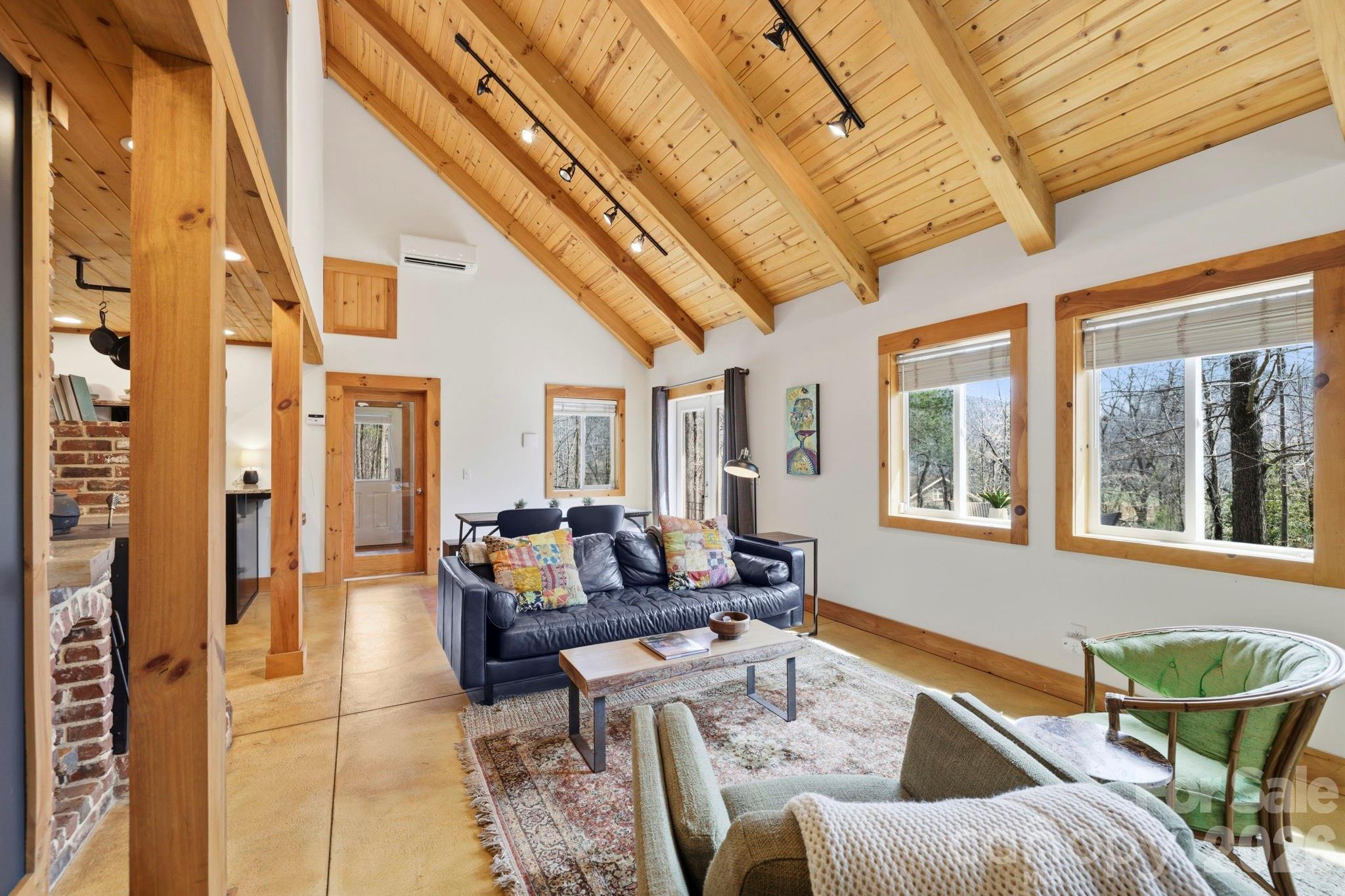 14 Sunny Hollow Lane