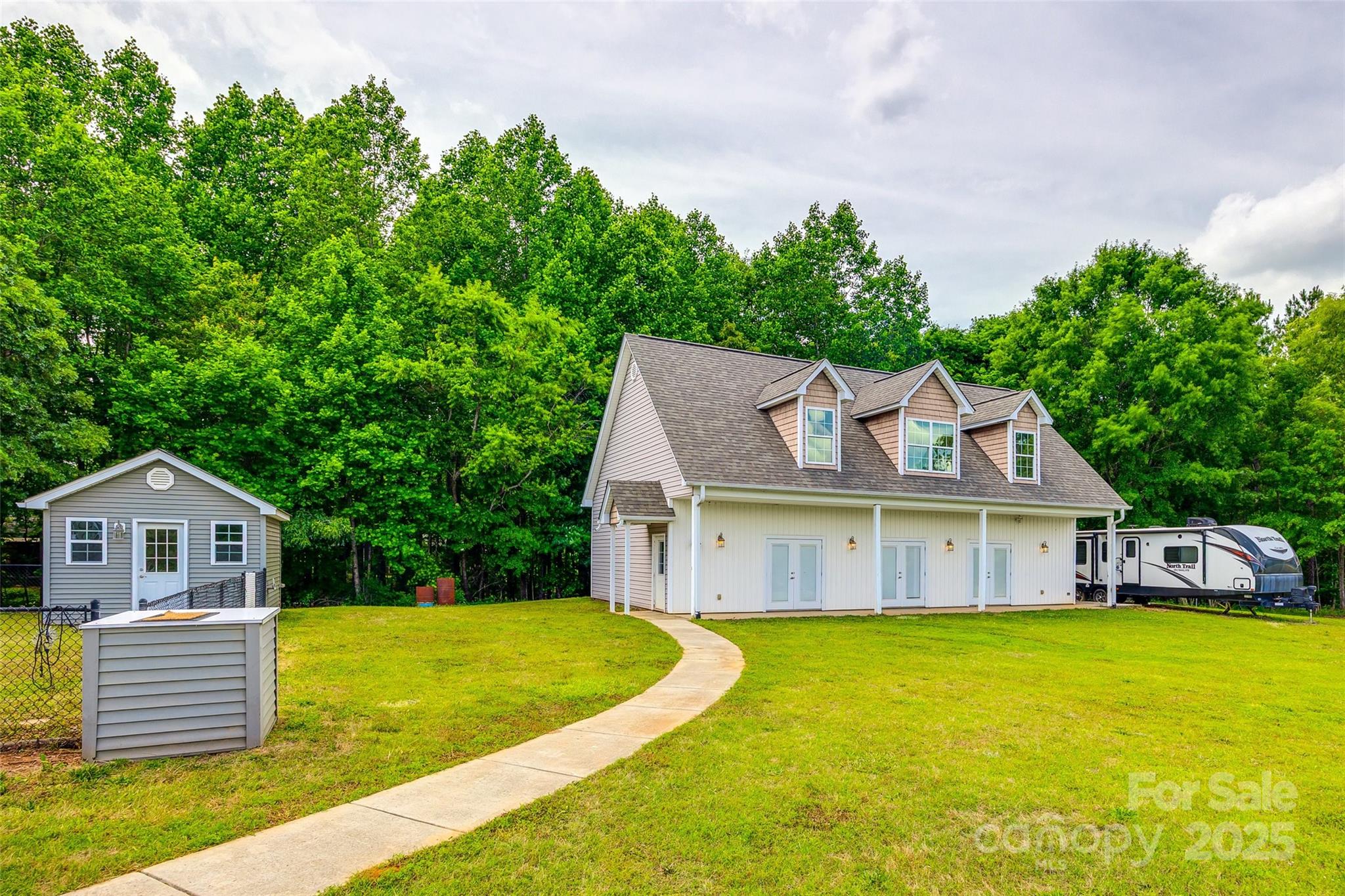 Ellison Woods - Residential