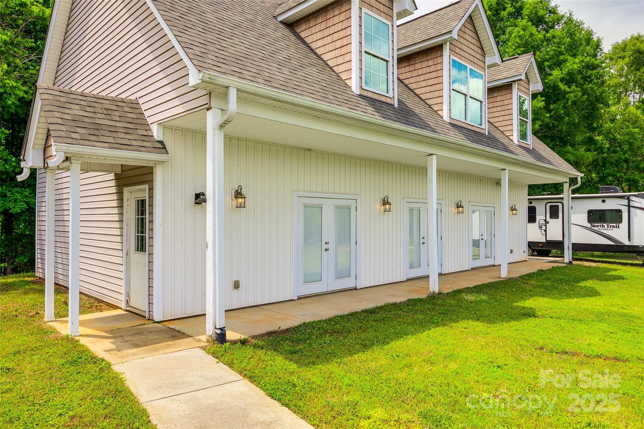 Ellison Woods - Residential