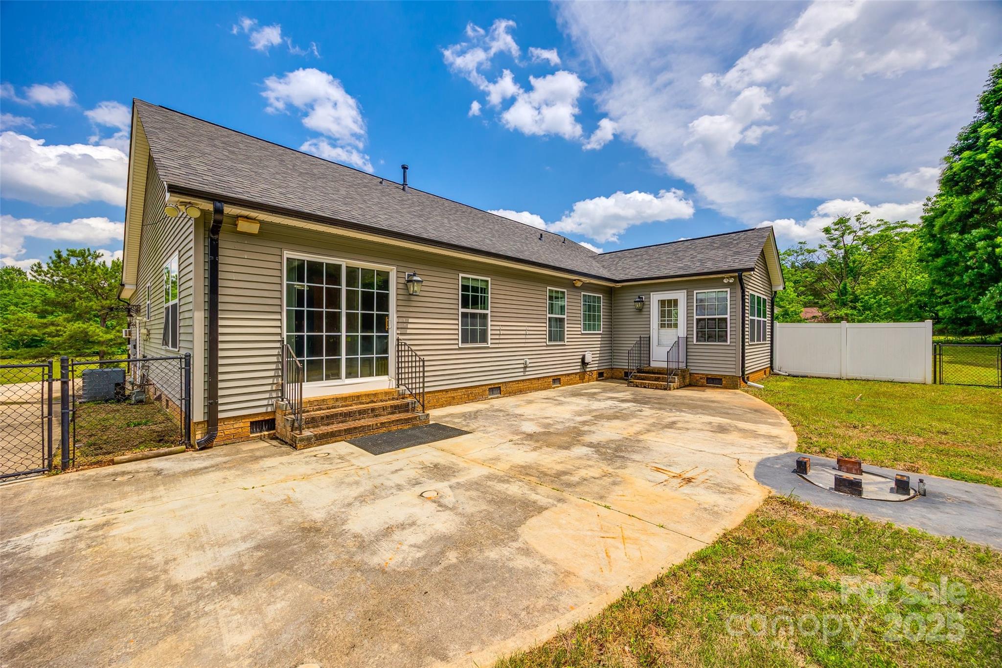 Ellison Woods - Residential