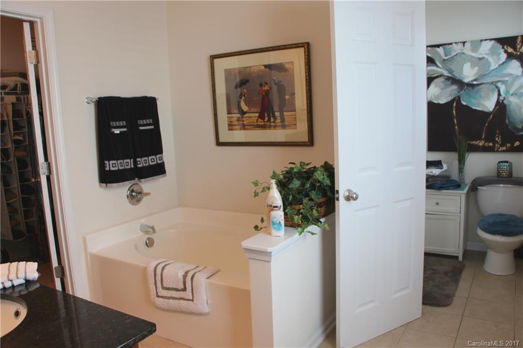 Hucks Landing - Residential