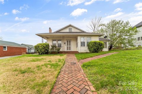 88 State Street Marion NC 28752