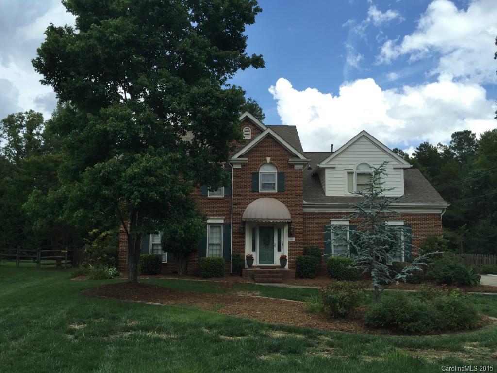 Katelyn Moors - Residential