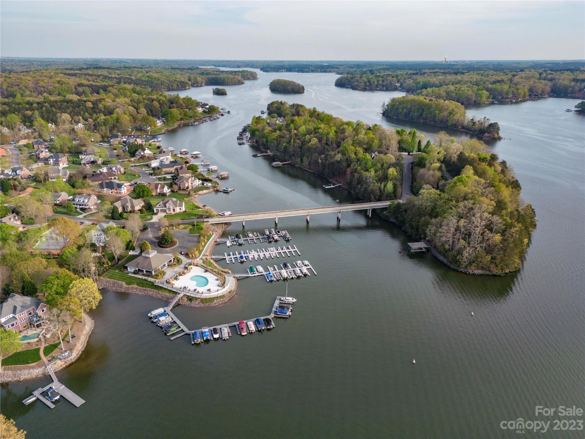Windemere Island - Land