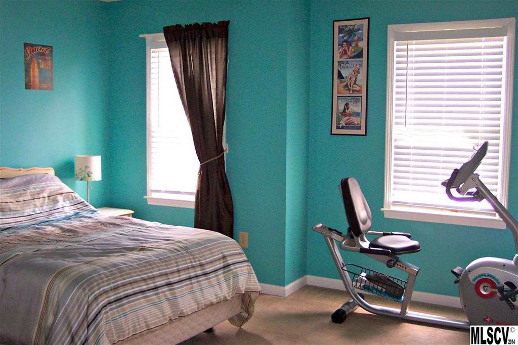 Maple Crest - Residential